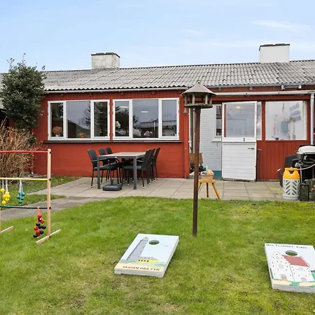 Villa 5 Per, Charming Townhouse In Skagen,