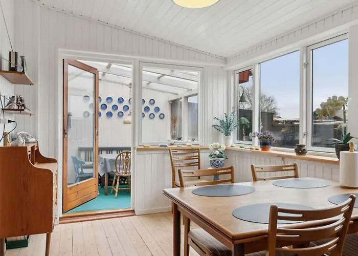 5 Per Charming Townhouse In 빌라
