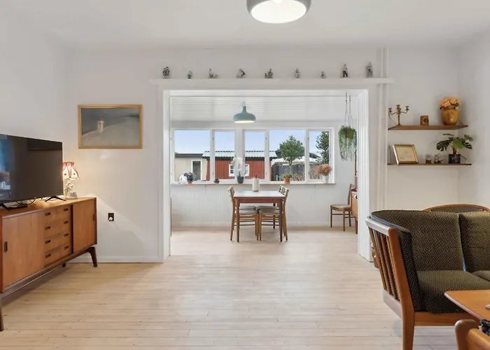 5 Per Charming Townhouse In