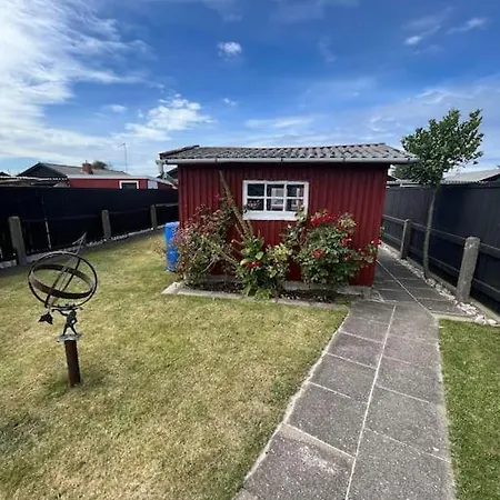 5 Per Charming Townhouse In Villa Skagen