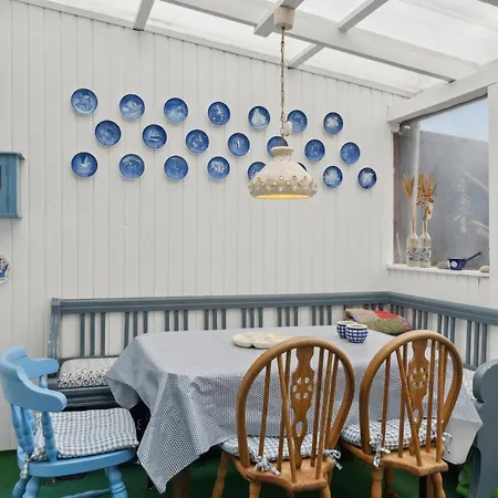 5 Per Charming Townhouse In סקאגן
