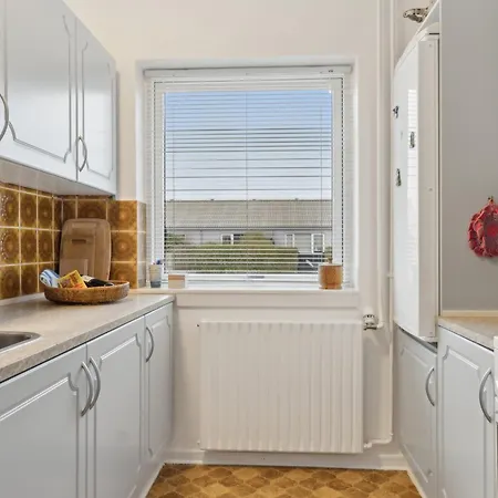 Villa 5 Per Charming Townhouse In *