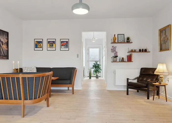 5 Per Charming Townhouse In